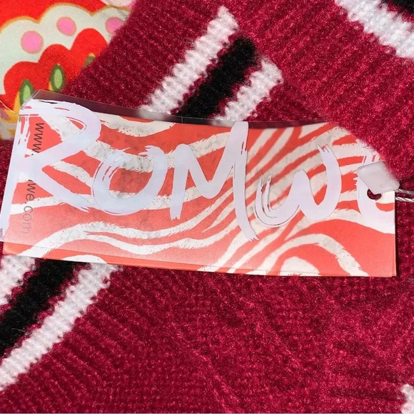 NWT Romwe Cartoon Bear Red Cable Knit Sweater Size Medium Teddy Academia New - Picture 6 of 8